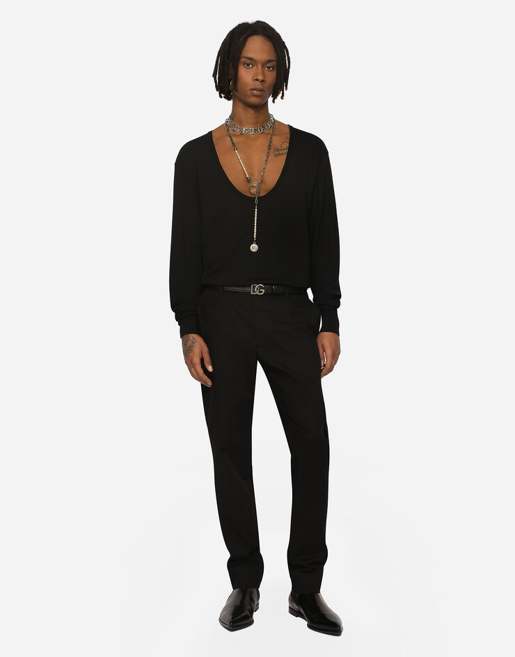 Wool sweater with deep round neck - 4