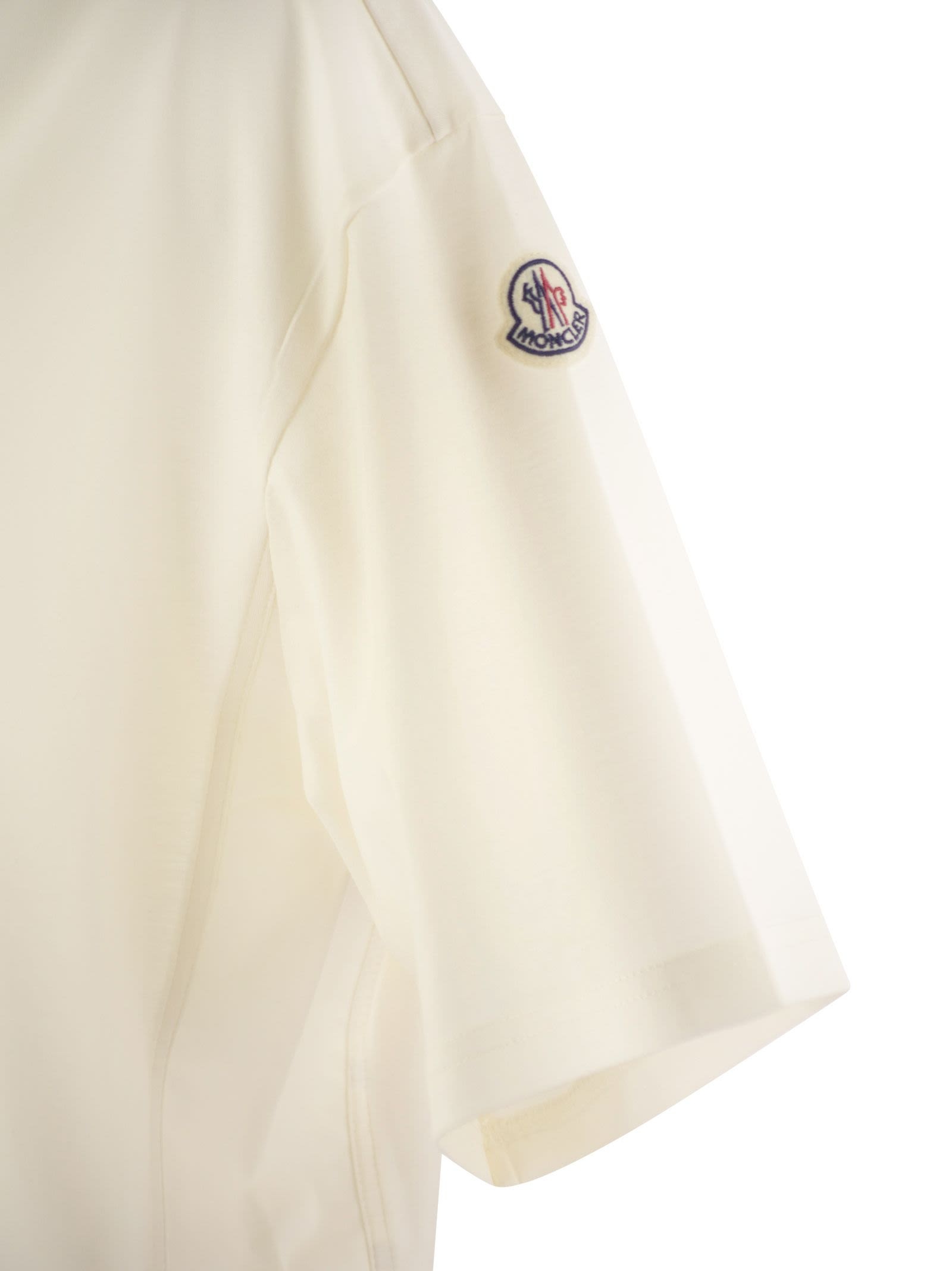 Tシャツ・カットソー MONCLER Short-sleeved polo shirt (J10938A0000889AJU 034) Moncler Moncler Short Sleeved Polo Shirt | balardi | REVERSIBLE