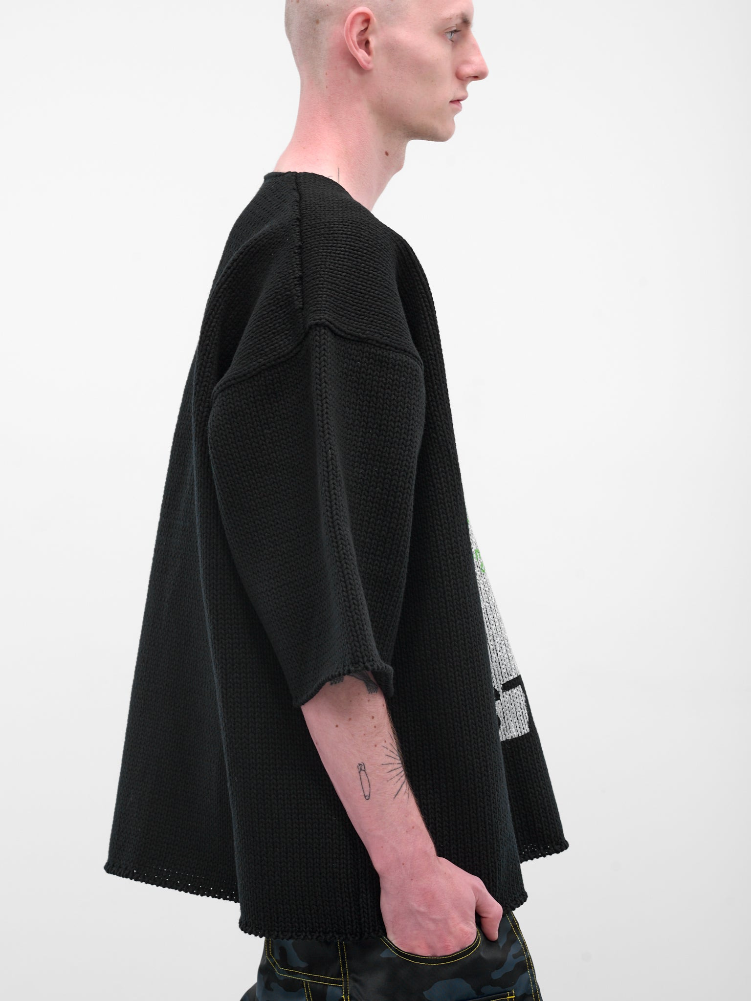 Black Knit Graphic Pin Sweater - 4