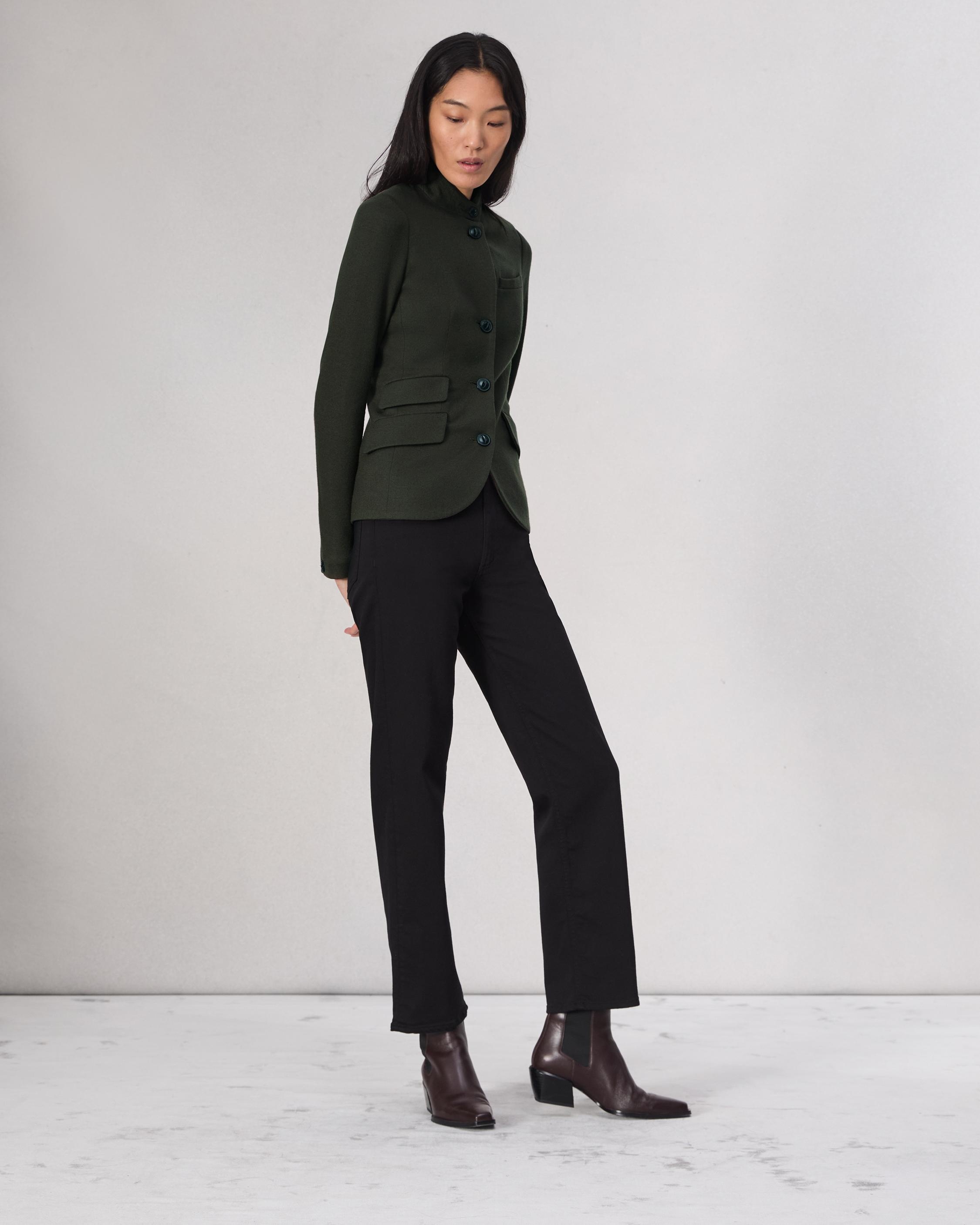 Slade Wool Blazer
Tailored Fit Blazer - Takisada - 3