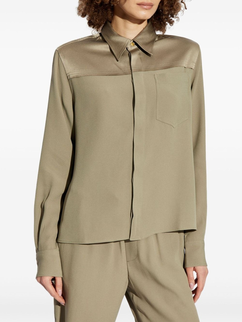 pointed-collar shirt 3