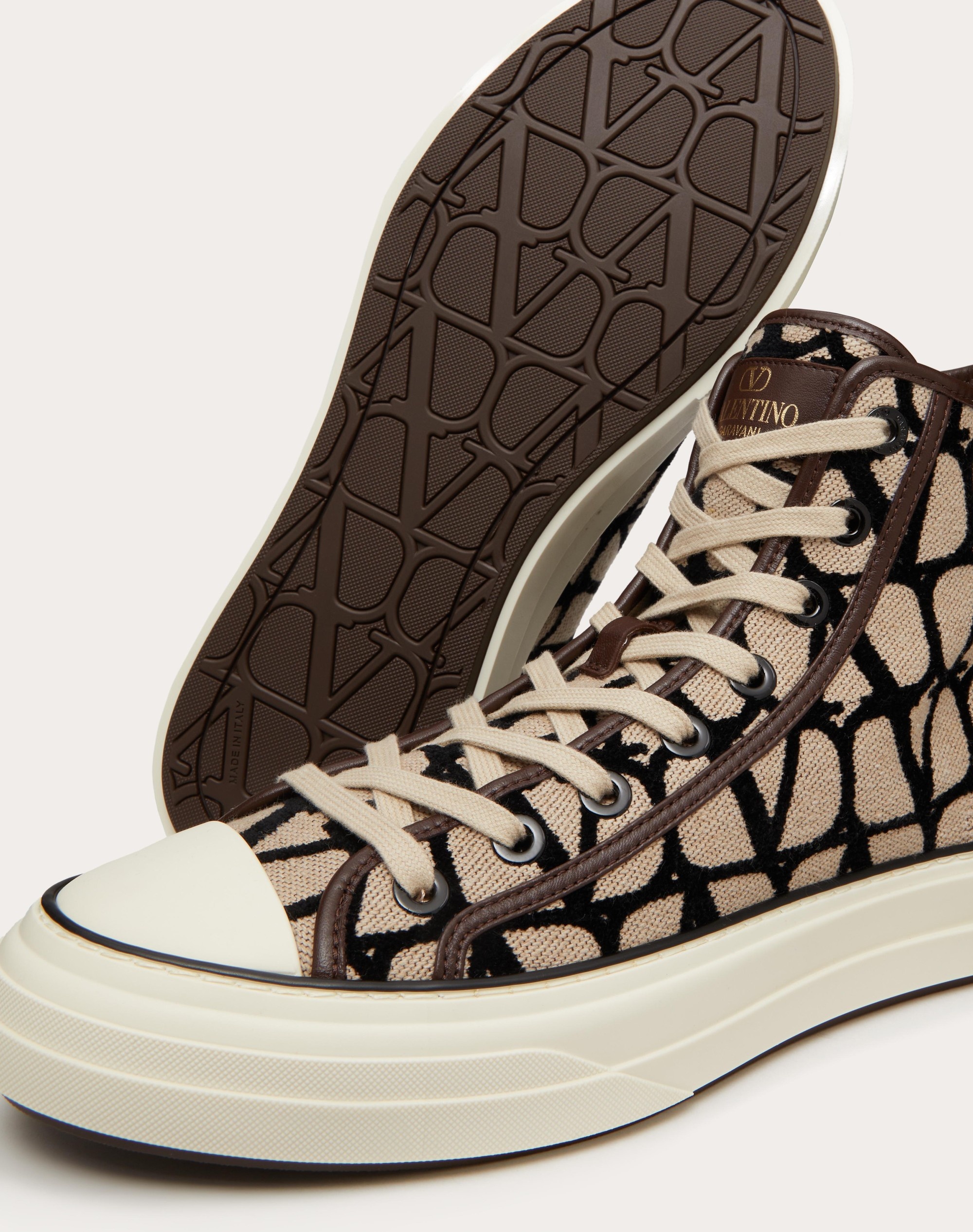 Valentino TOILE ICONOGRAPHE TOTALOOP HIGH-TOP SNEAKER