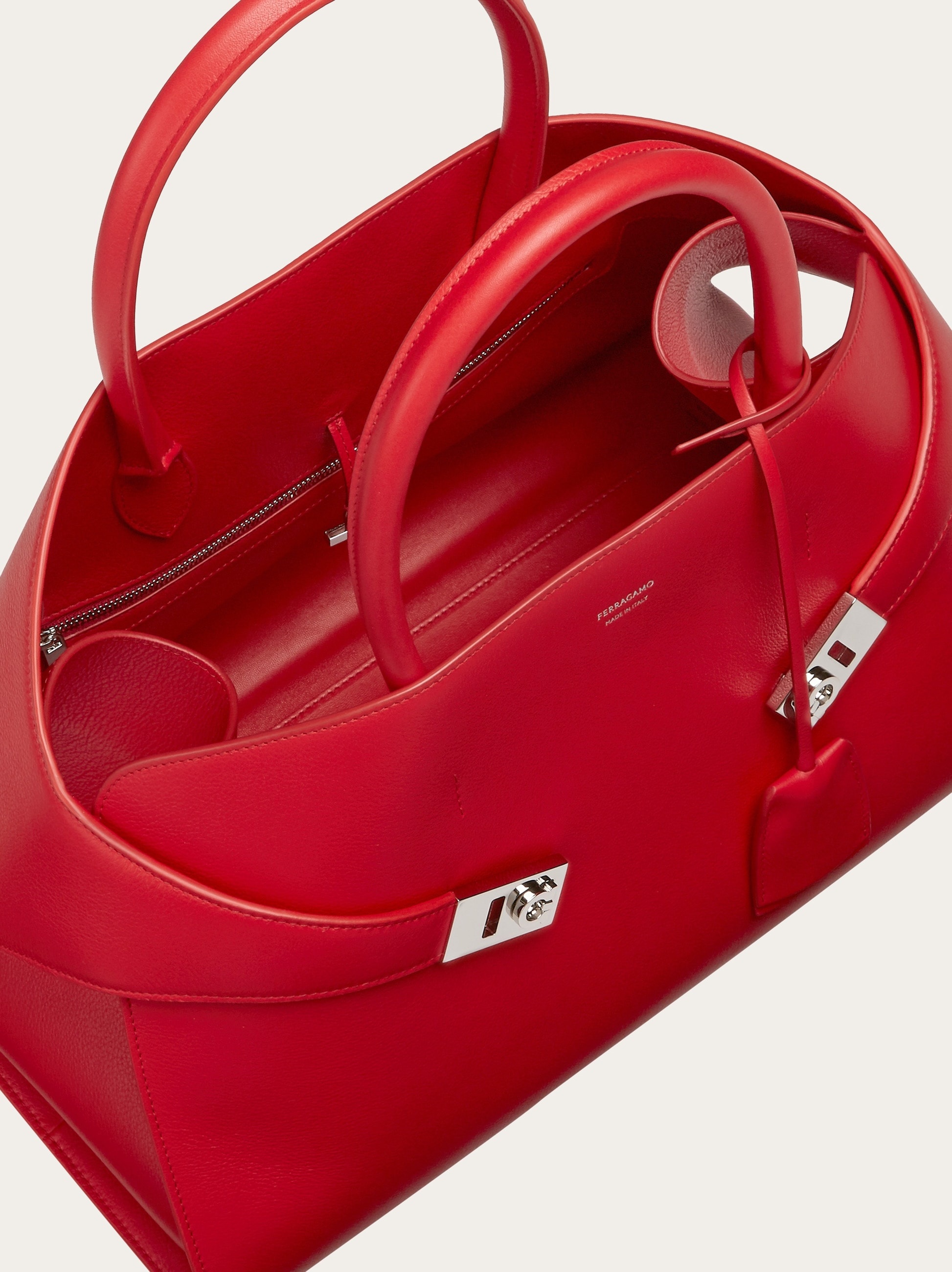 Hug handbag (M) - 5