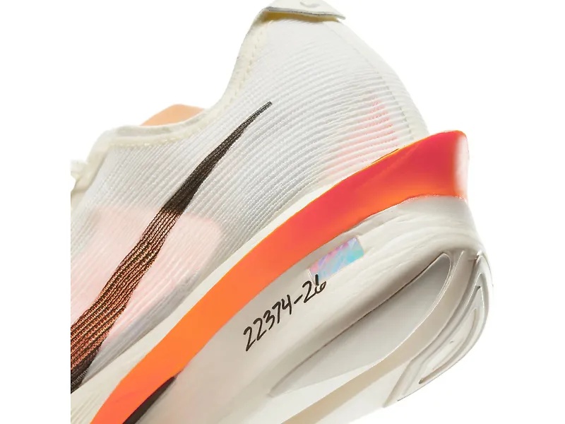 Nike ZoomX Vaporfly Next% 4 Proto - 6