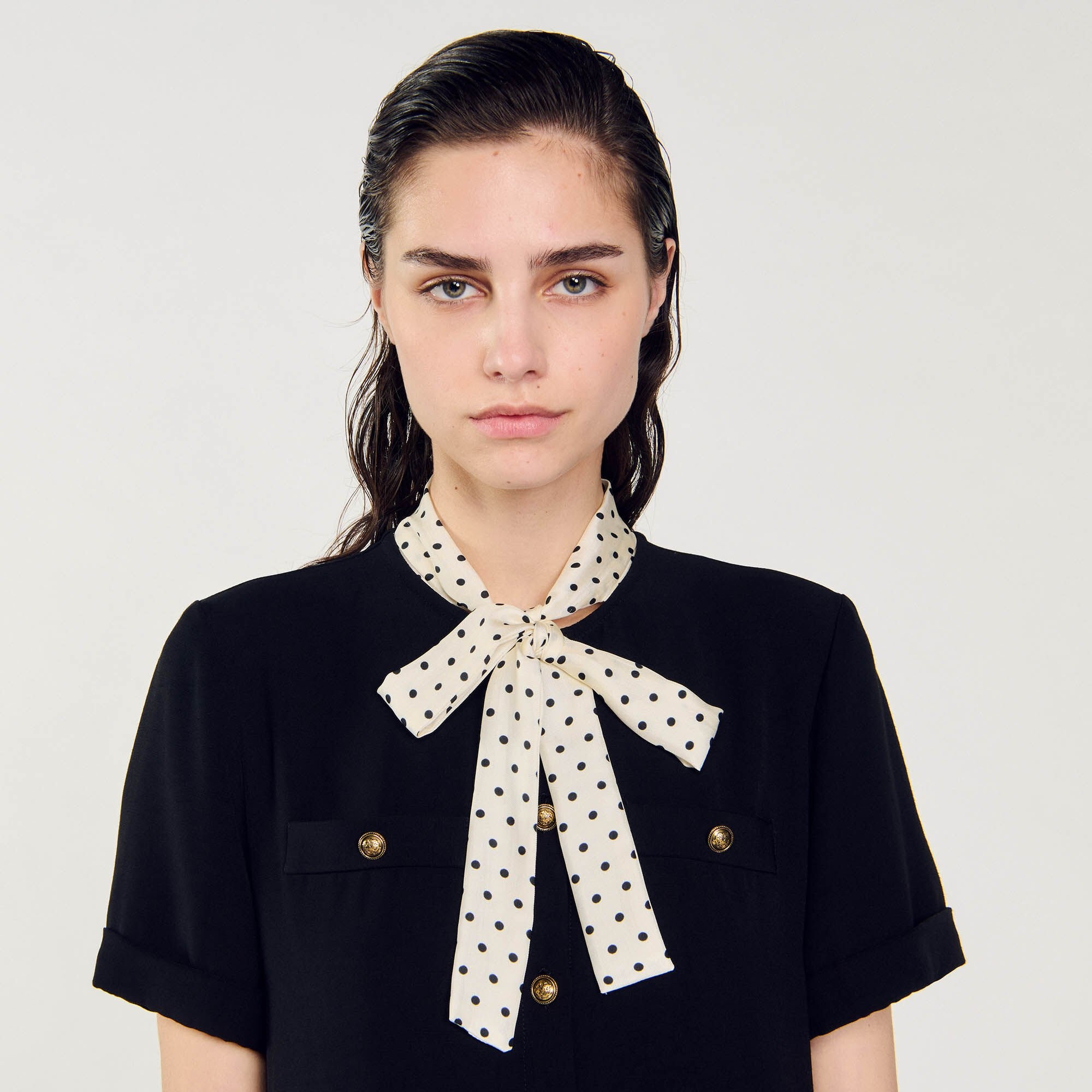 SHORT DRESS WITH POLKA DOT TIE - 4