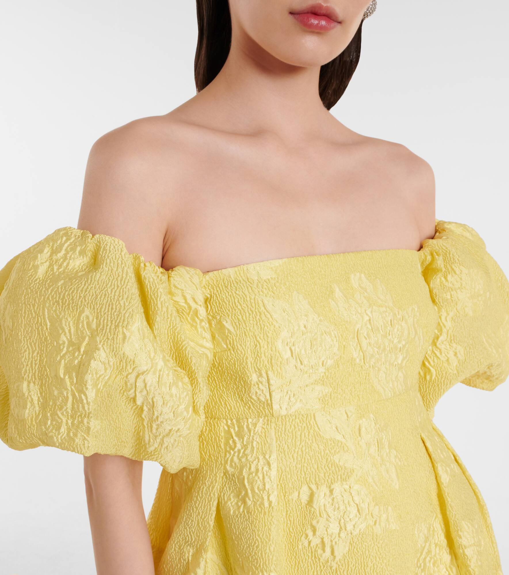 Benette off-shoulder brocade gown - 4