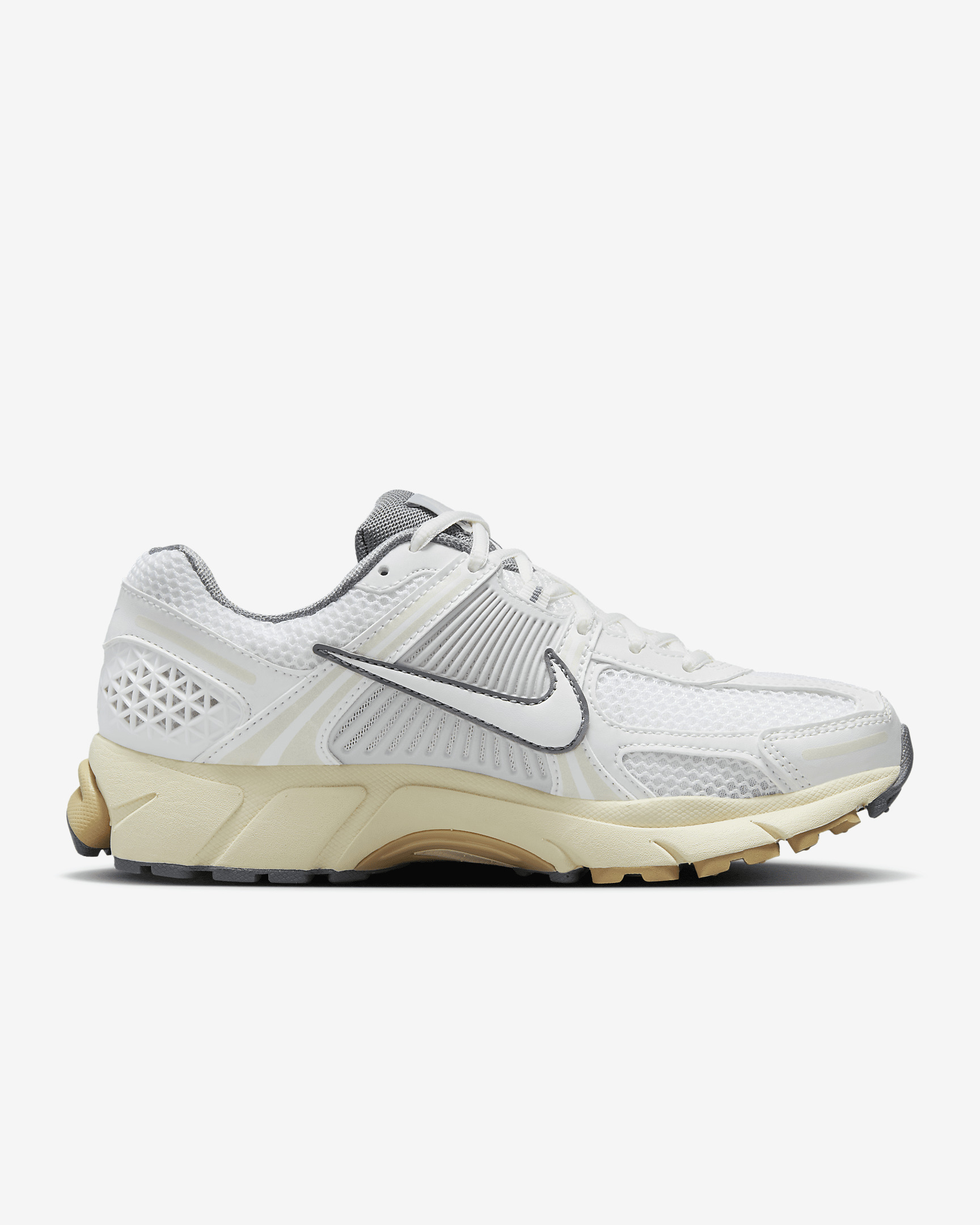 Nike Zoom Vomero 5 Women's Shoes - 3