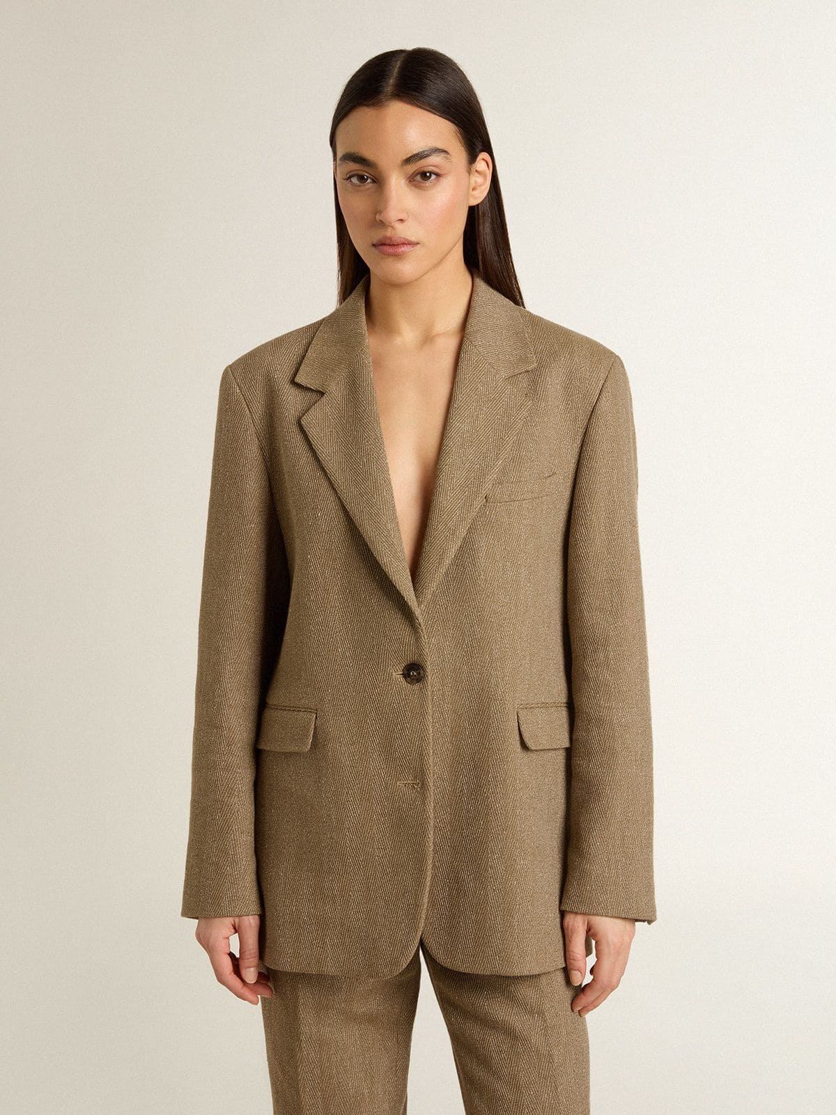 Women's single-breasted blazer in sand-colored herringbone - 2
