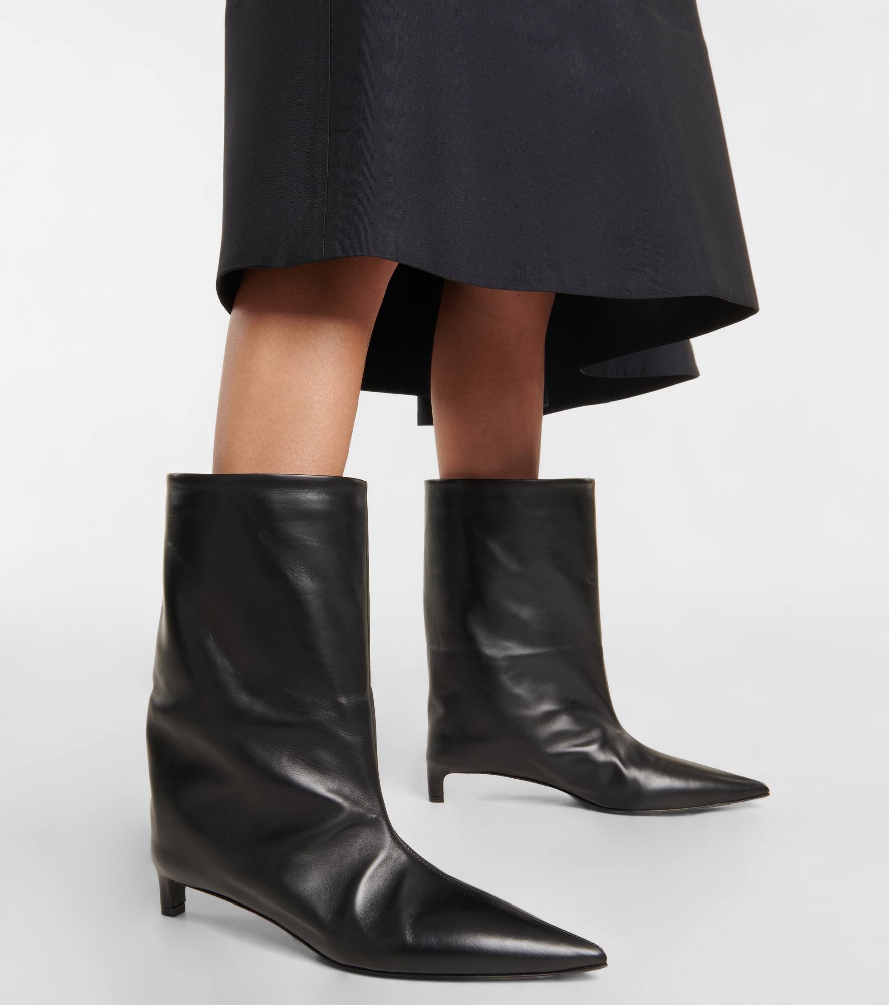 Leather ankle boots - 4