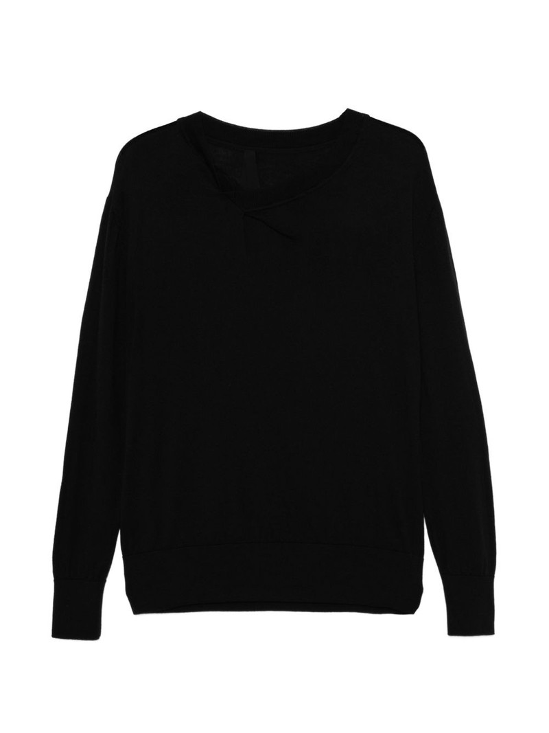 Blitz sweater 1