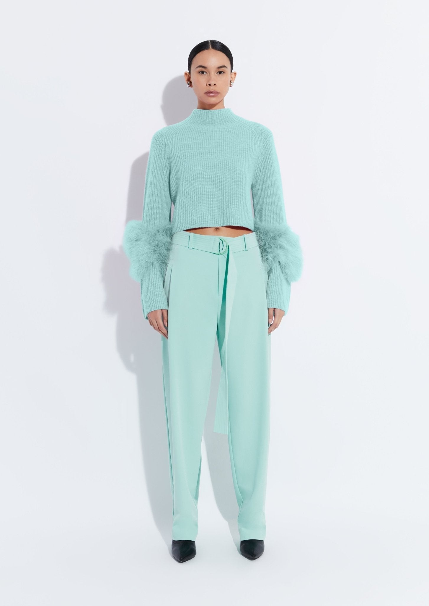 Cashmere Cropped Sweater With Marabou Feathers - 2