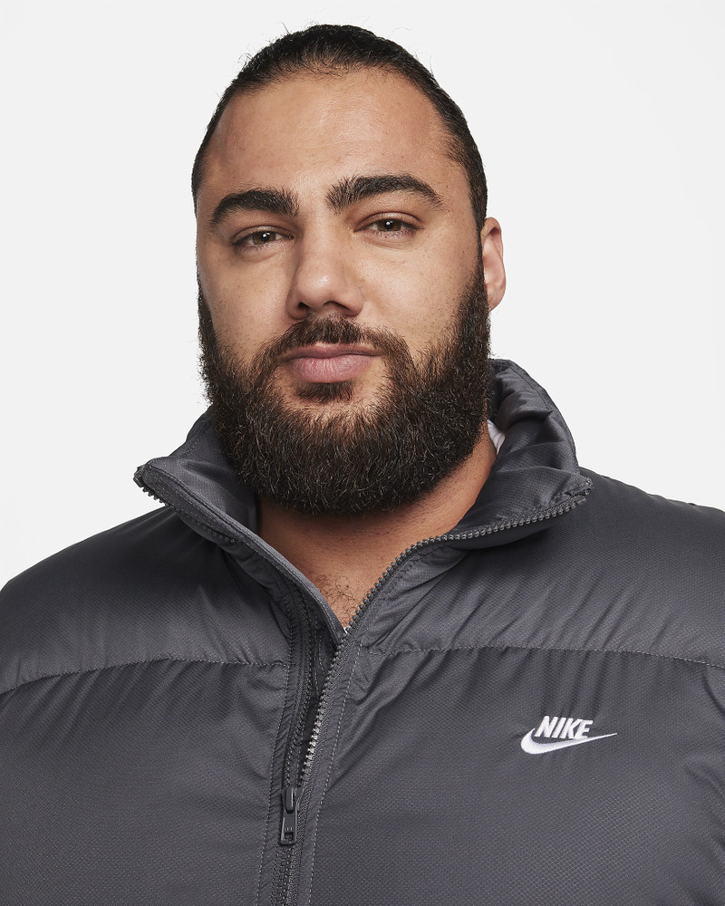 Nike Sportswear Club PrimaLoft® Men's Water-Repellent Puffer Vest 9