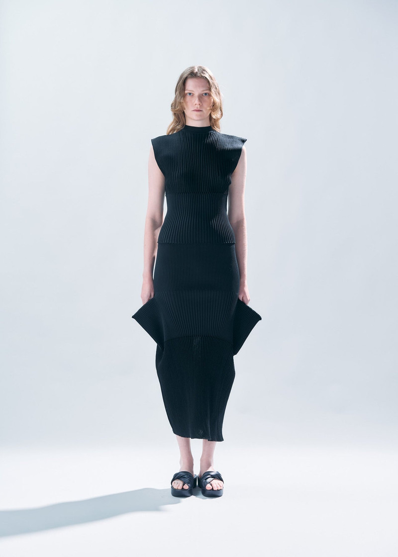 ISSEY MIYAKE SENSU KNIT SKIRT outlook