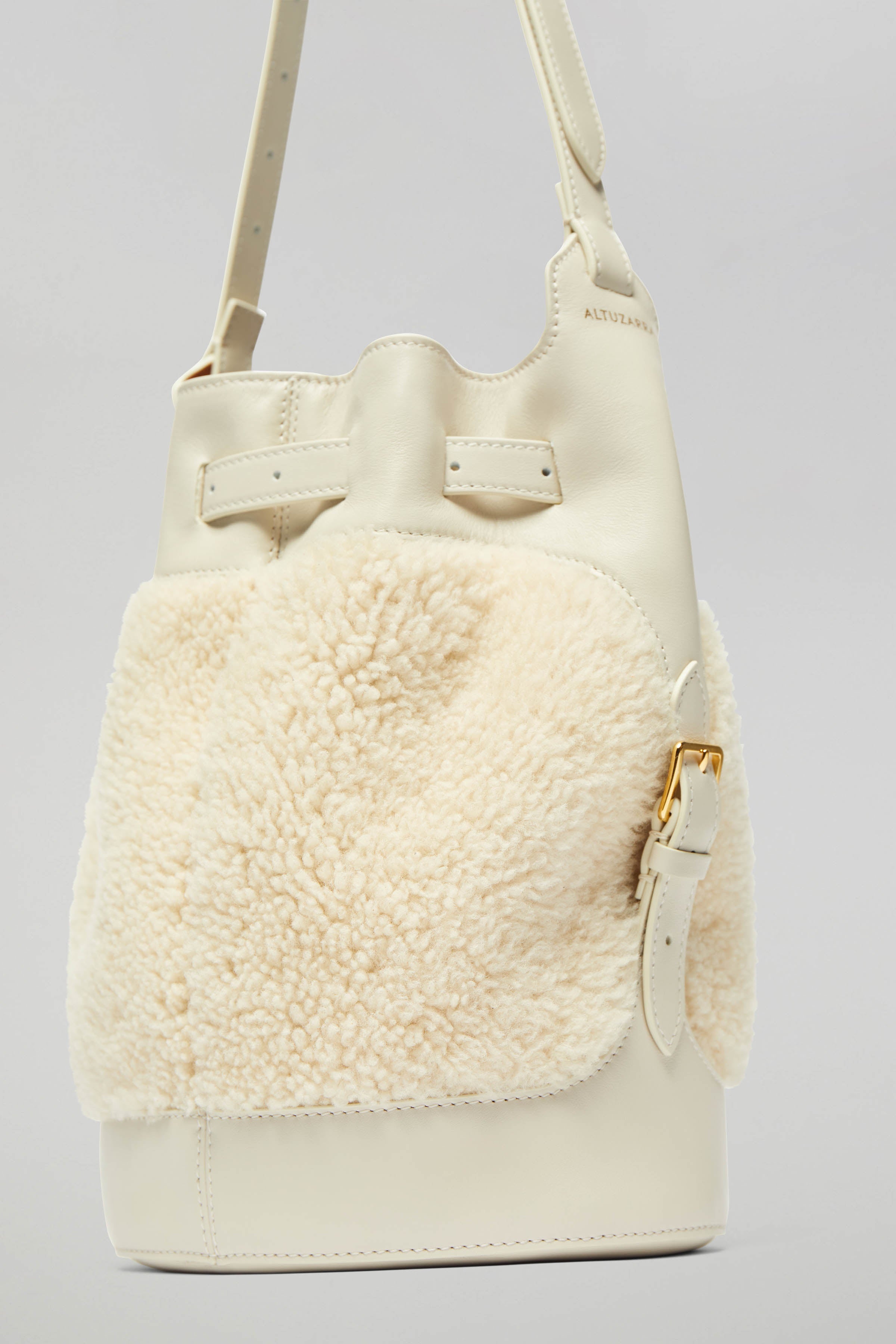 'PLAY' BUCKET BAG - 3