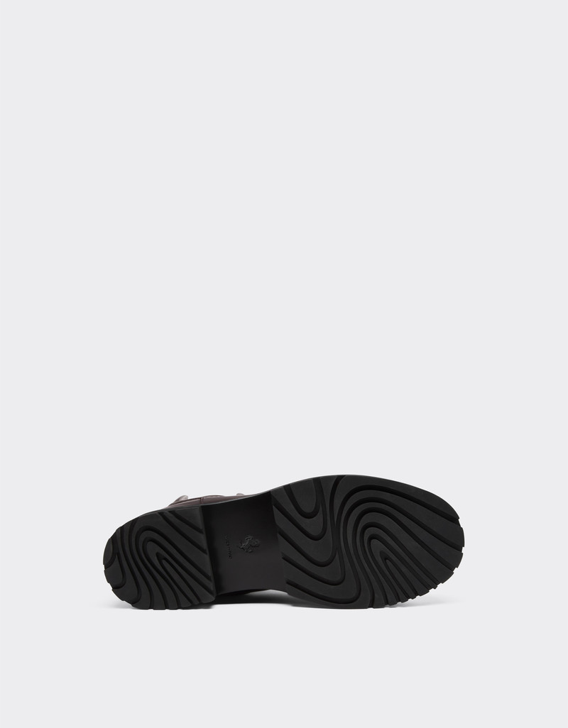 Chelsea boot in matte leather 4