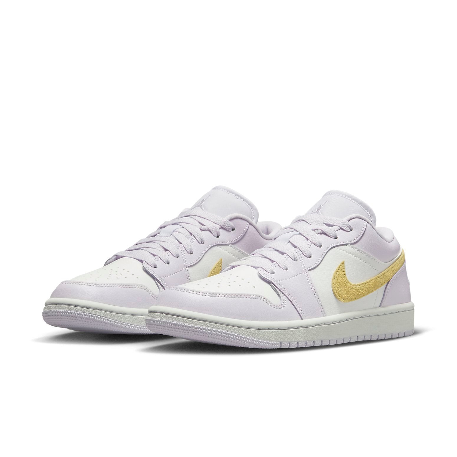 (WMNS) Air Jordan 1 Low 'Barely Grape' DC0774-501 - 3