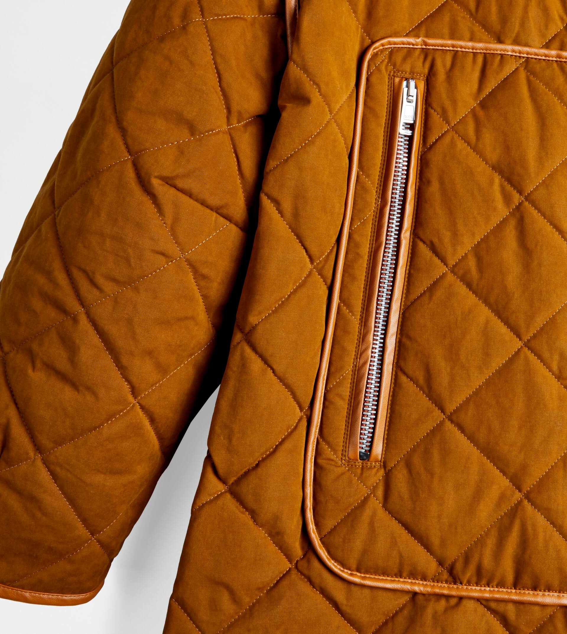 TOD'S QUILTED COAT - 6