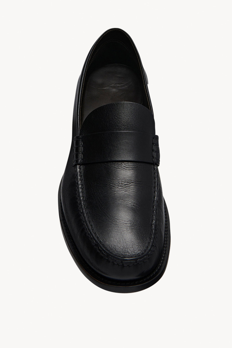 Novus Moccasin in Leather 3