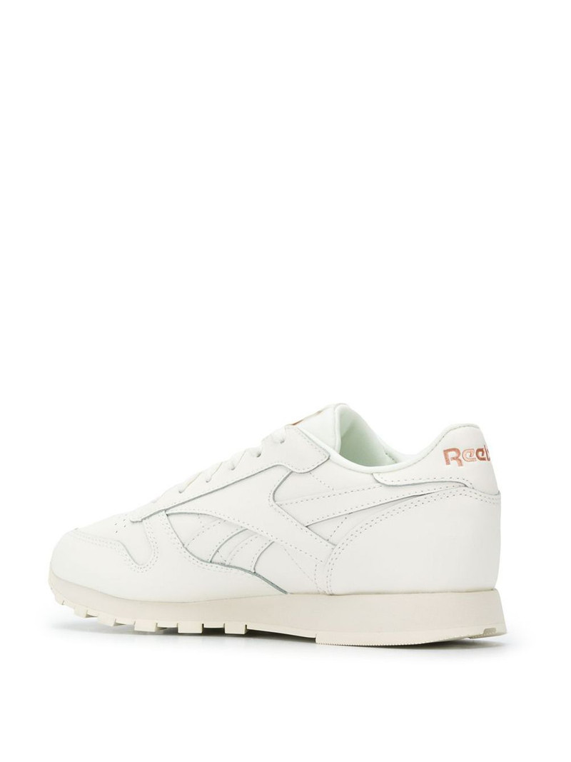 Classic sneakers 3