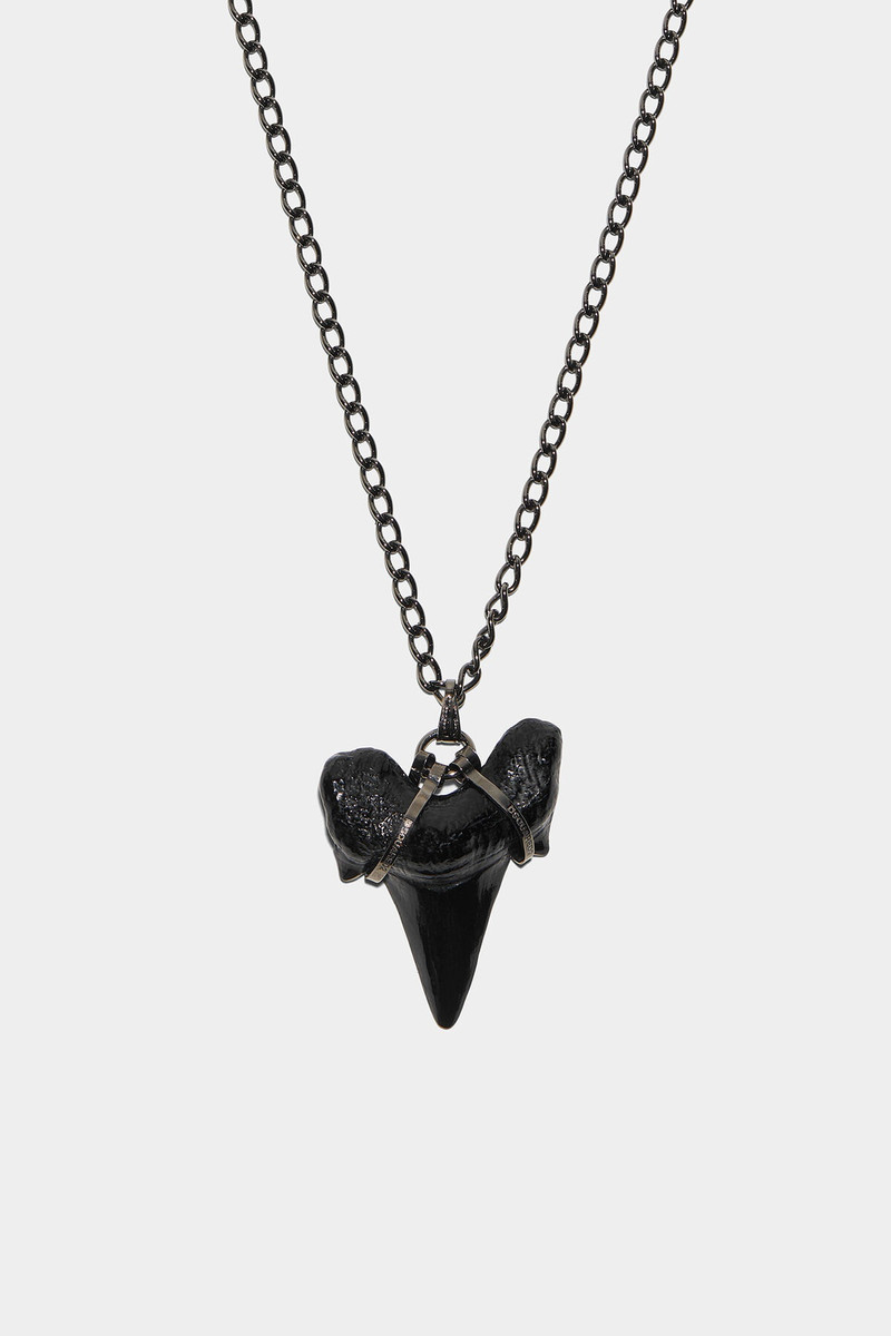 DSQUARED2 SHARK NECKLACE outlook