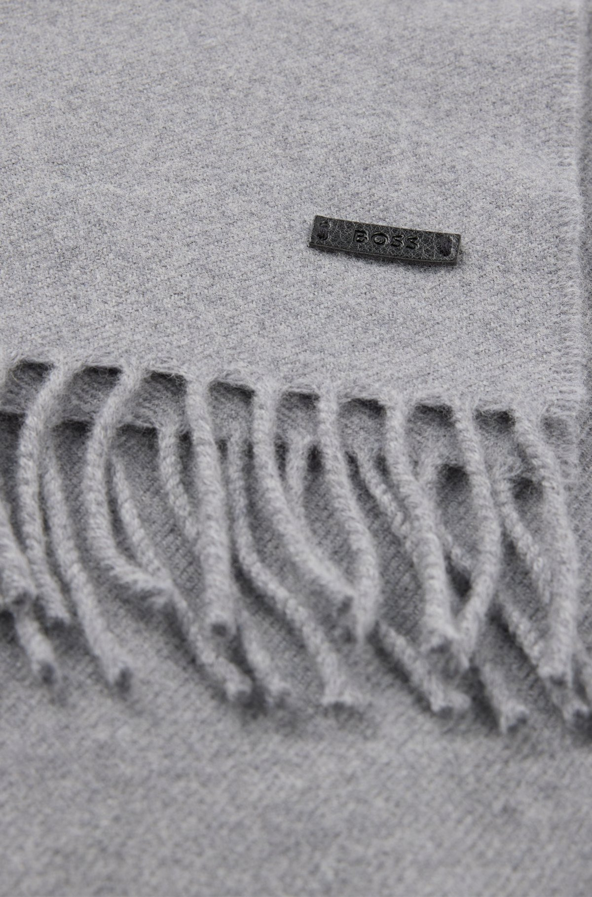 WOOL SCARF WITH LOGO LABEL AND TWISTED FRINGES - 4