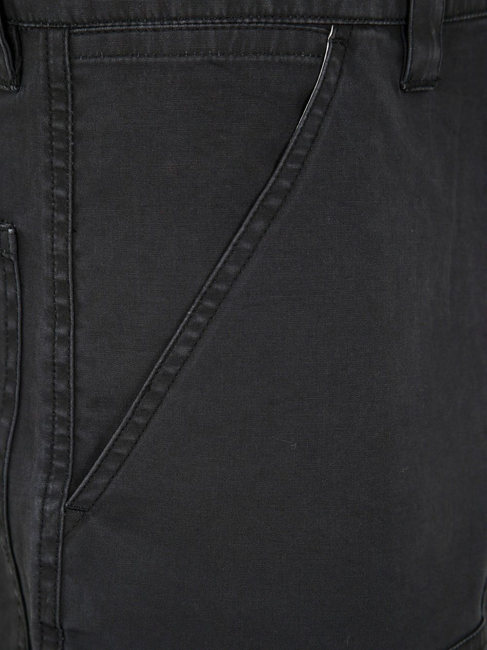 Peacemaker knee-length shorts - 3