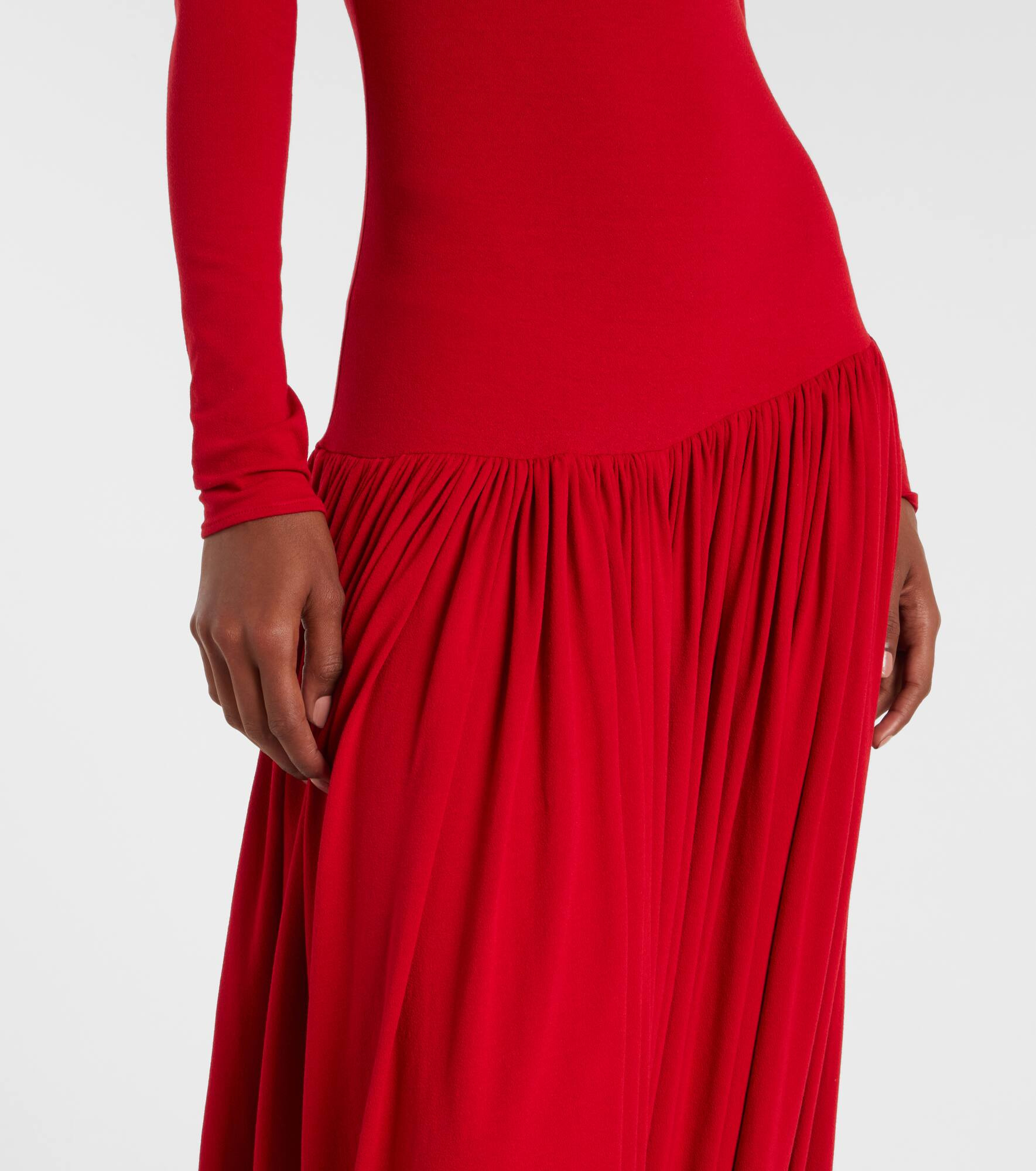 Asymmetric pleated turtleneck maxi dress - 4