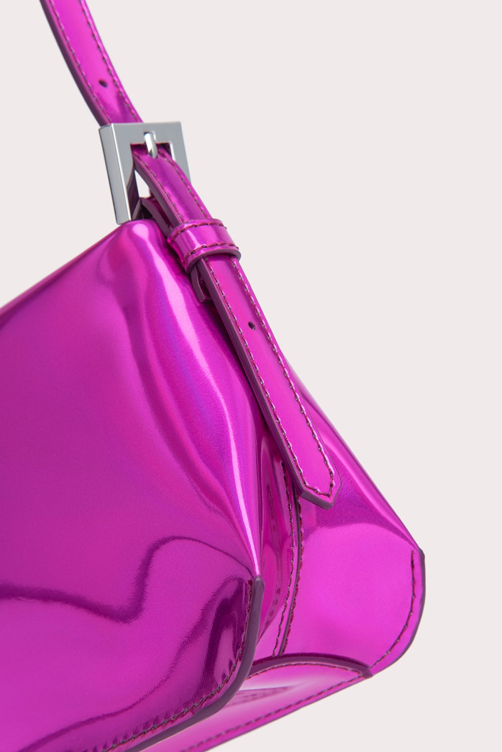 Dulce Fuchsia Iridescent Lac - 3