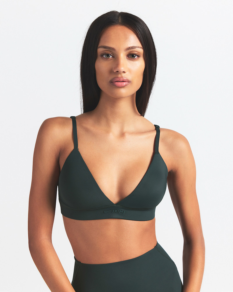 NikeSKIMS Shine Women's Triangle Bra 1