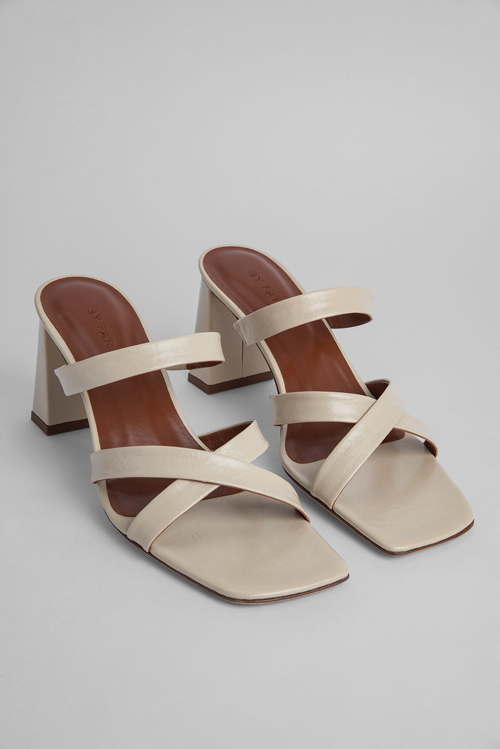 Lenny Ivory Gloss Leather - 4