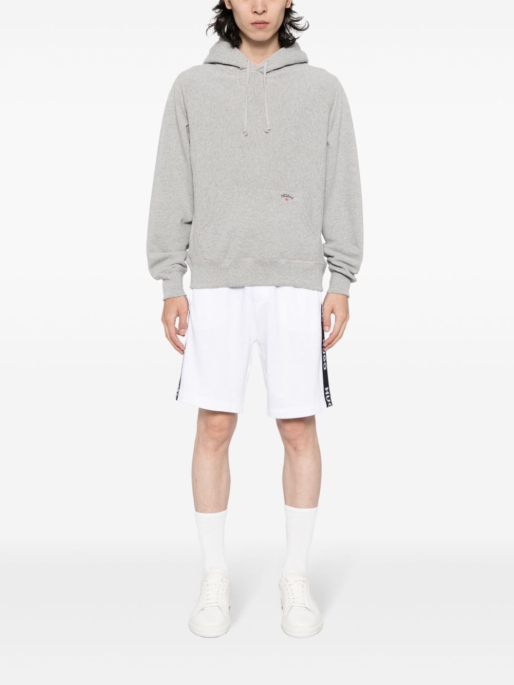 Sporty logo-tape cotton shorts - 2