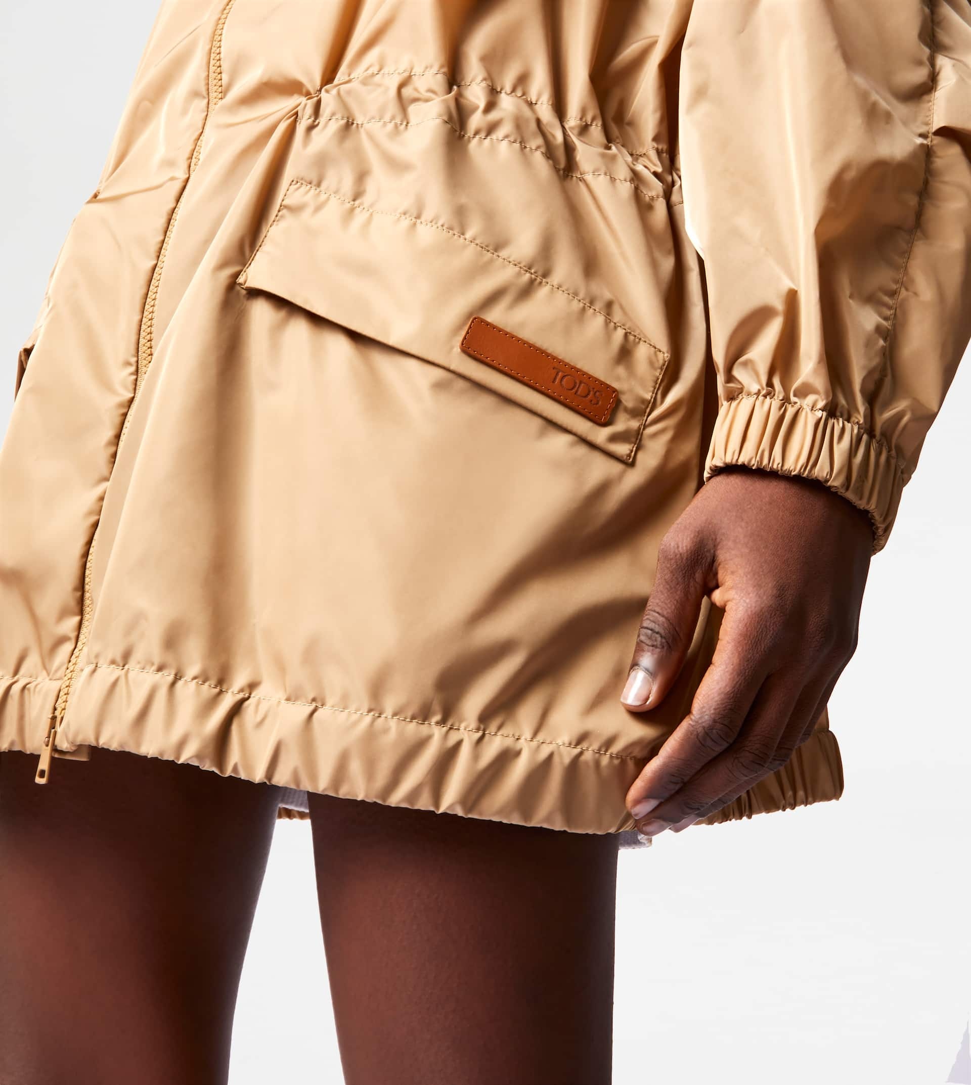 WINDBREAKER - BEIGE - 4