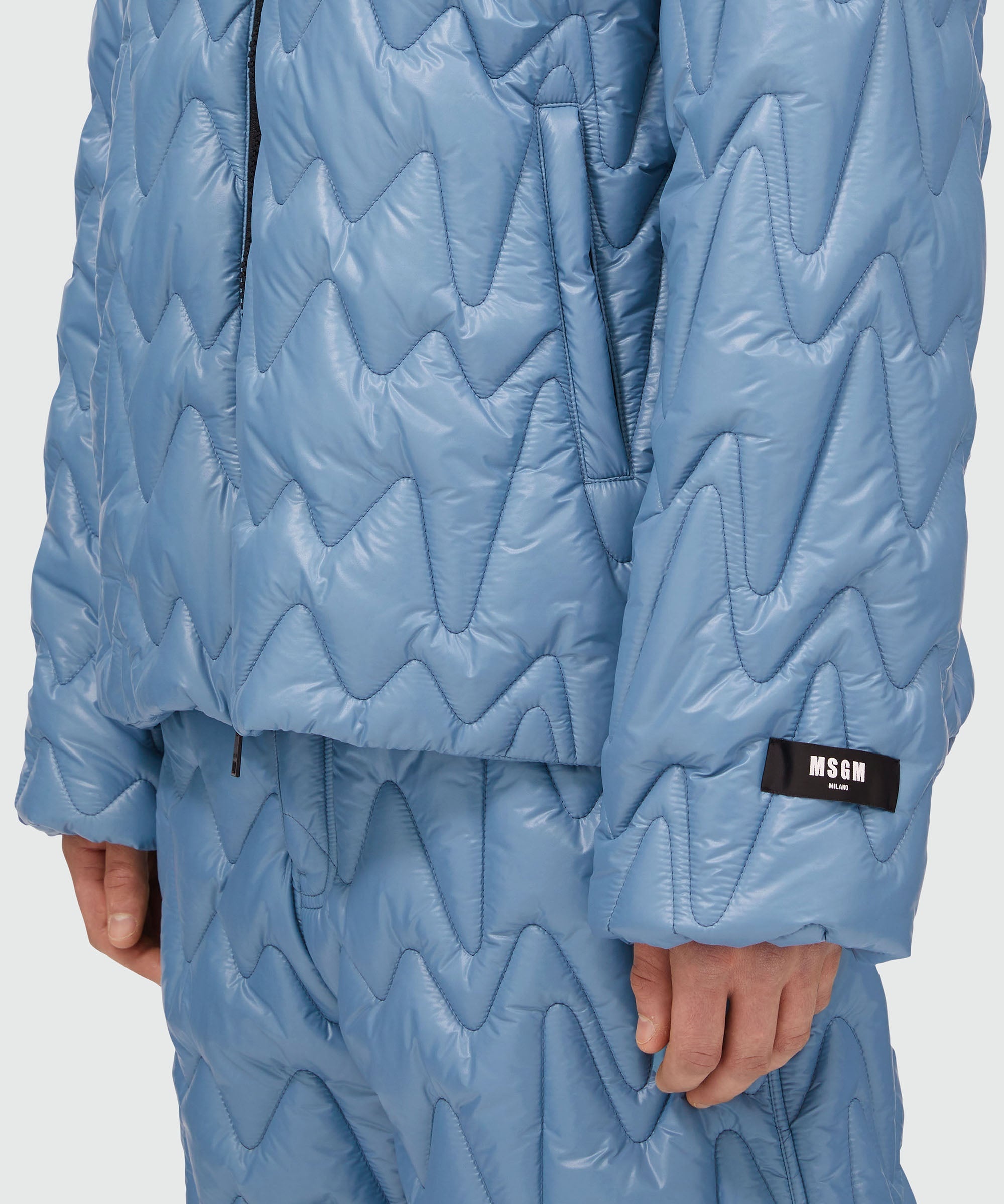Quilted jacket with "TheMwave" motif - 5