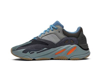 YEEZY Yeezy Boost 700 'Carbon Blue' outlook