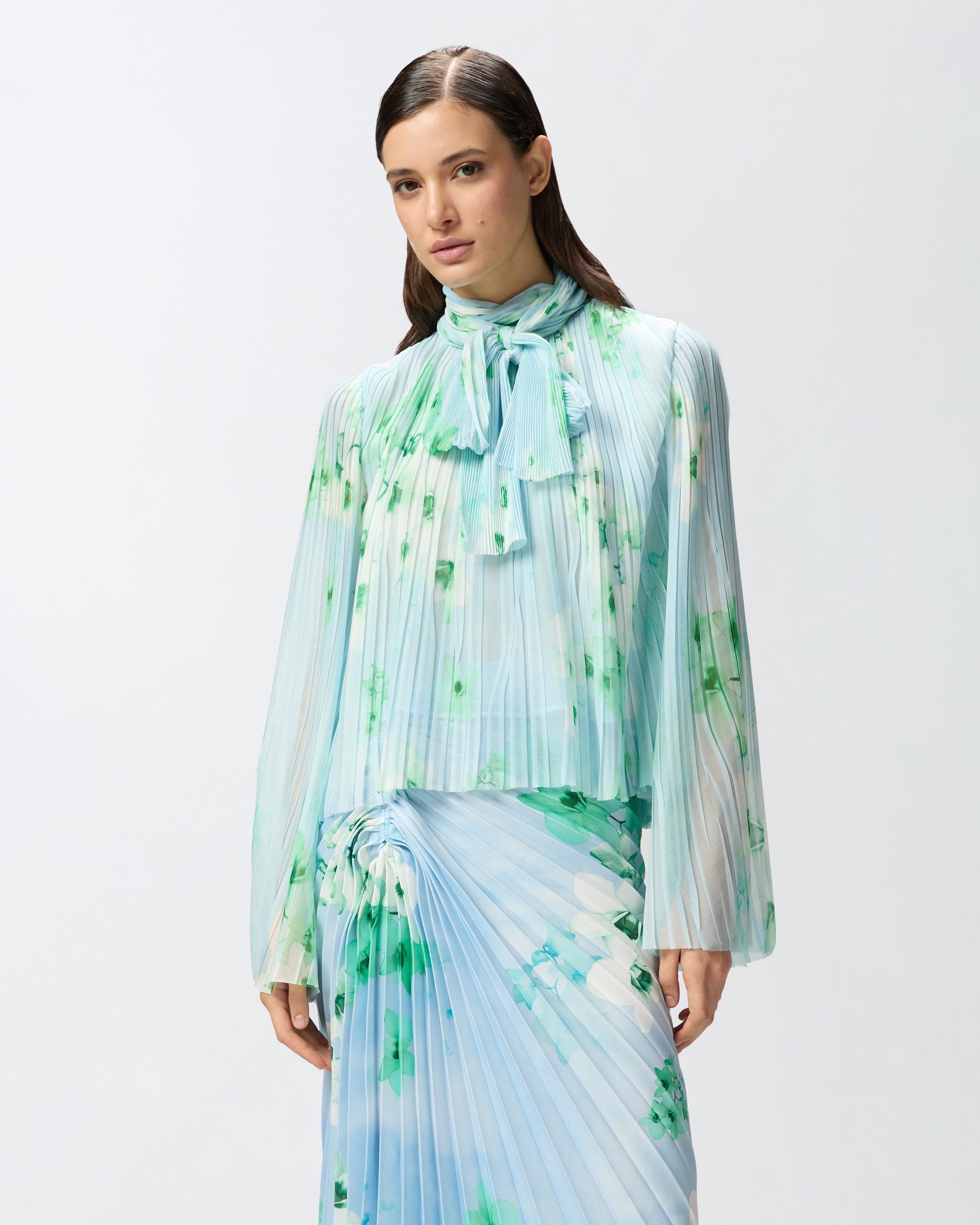 LIGHT BLOUSE IN PLEATED FLORAL CREPON - 2