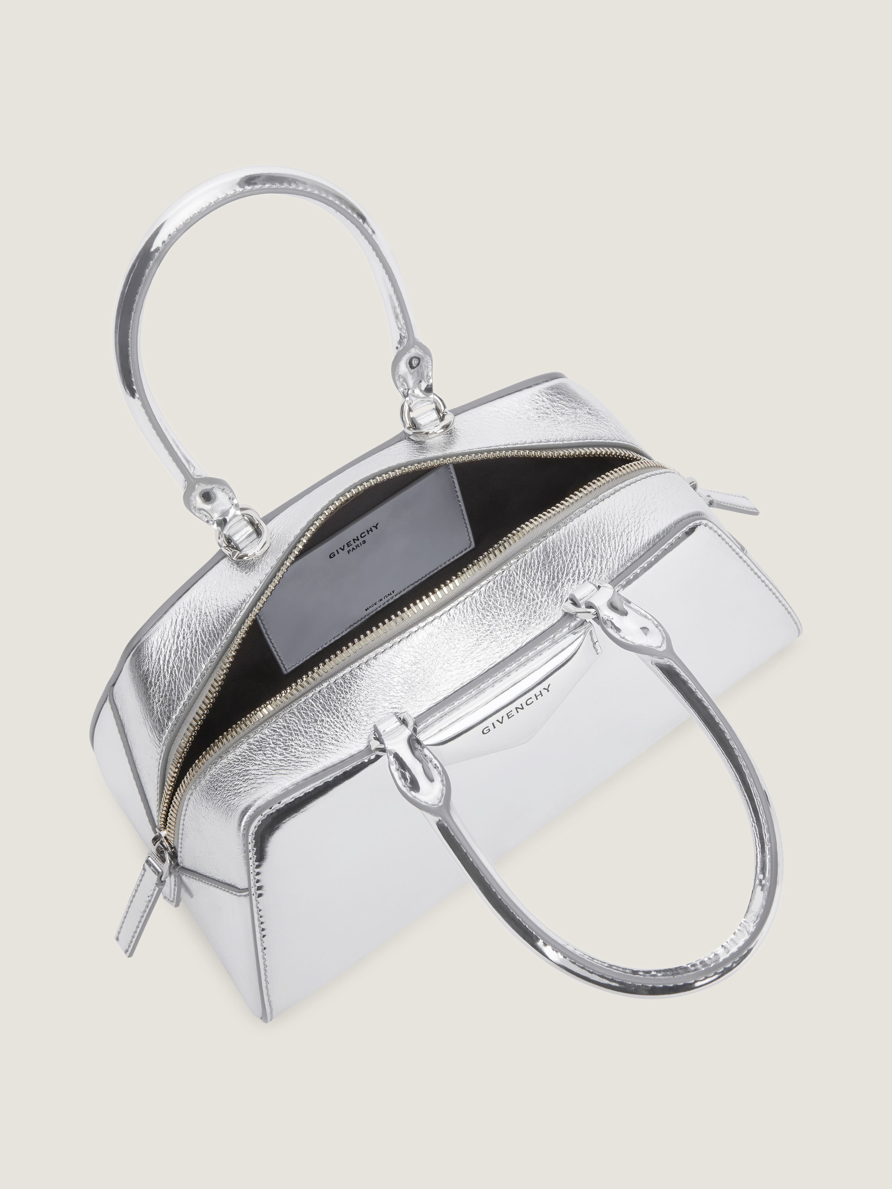 SMALL ANTIGONA EAST-WEST BAG IN LAMINATED LEATHER - 4