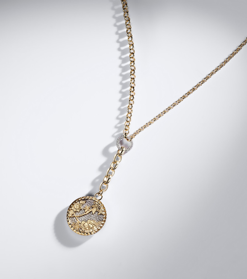 Resilience Floral Screen 18kt gold necklace with diamonds 5