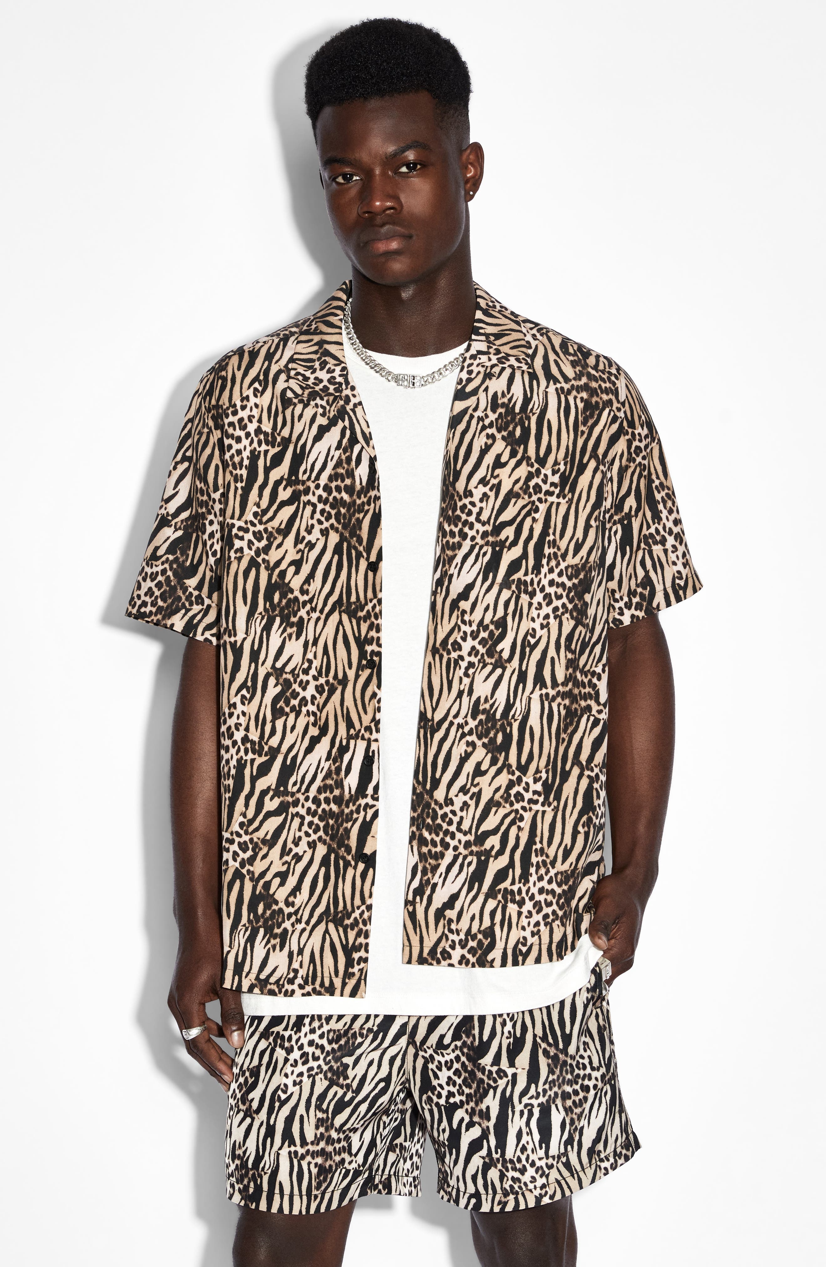 Zoo Resort Short Sleeve Button-Up Shirt - 4