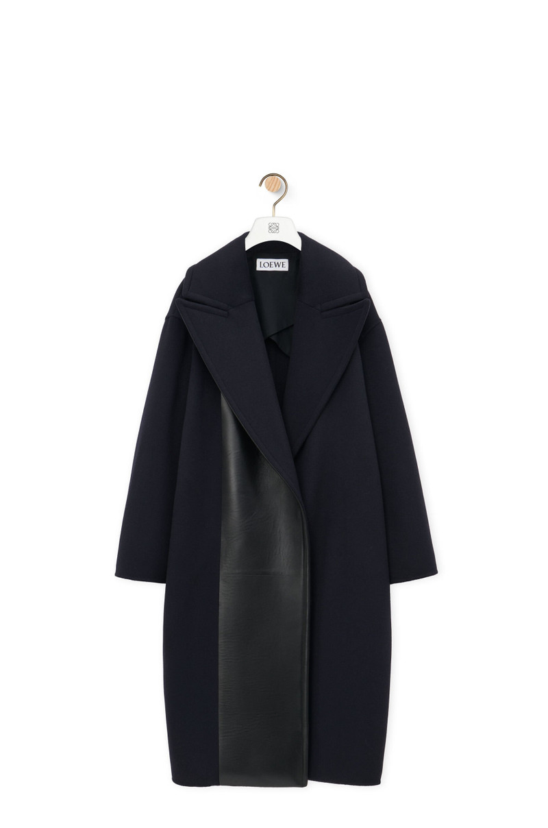 Coat in wool and lambskin 1