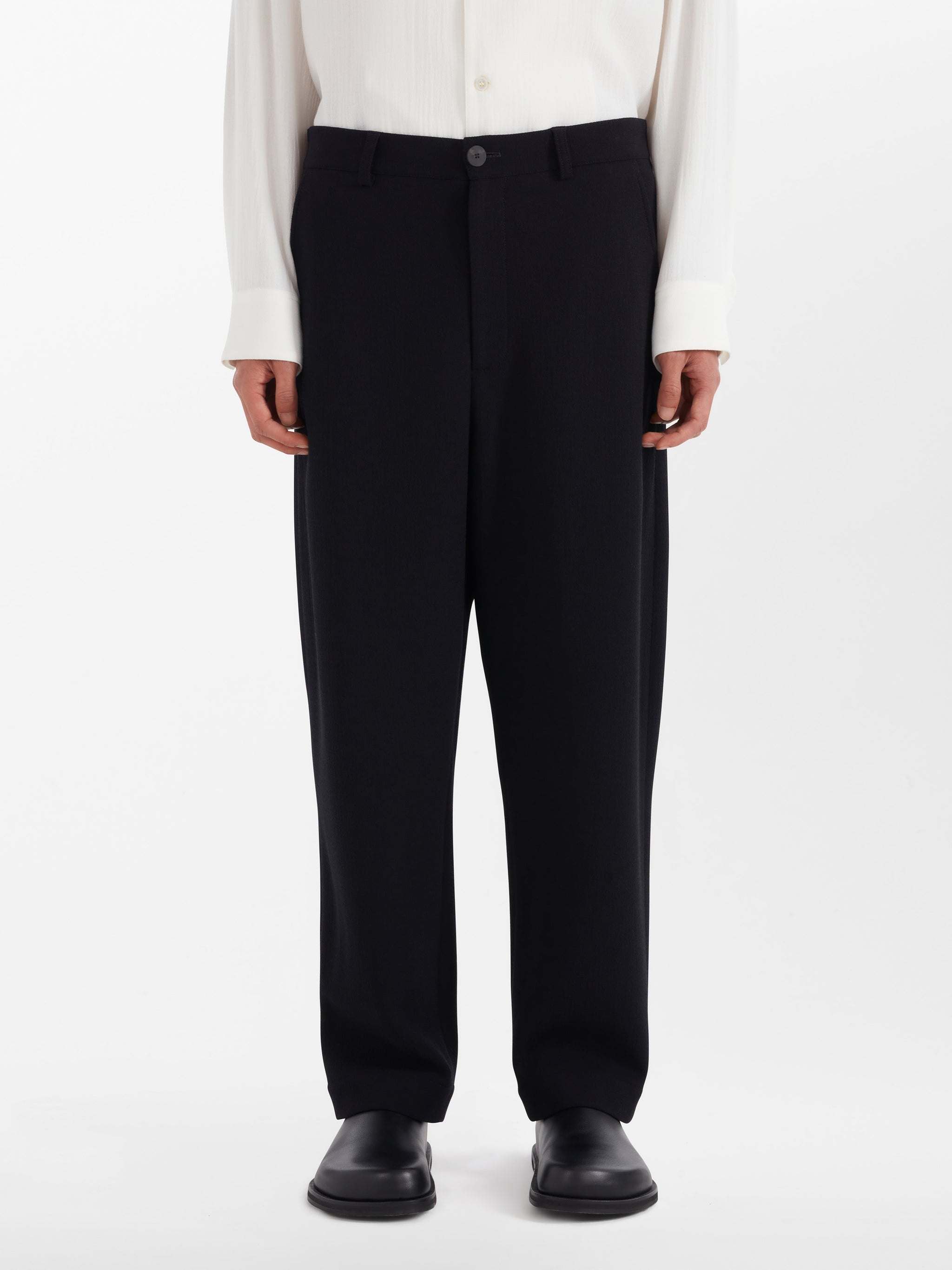 Ezra Crepe Pant - 5