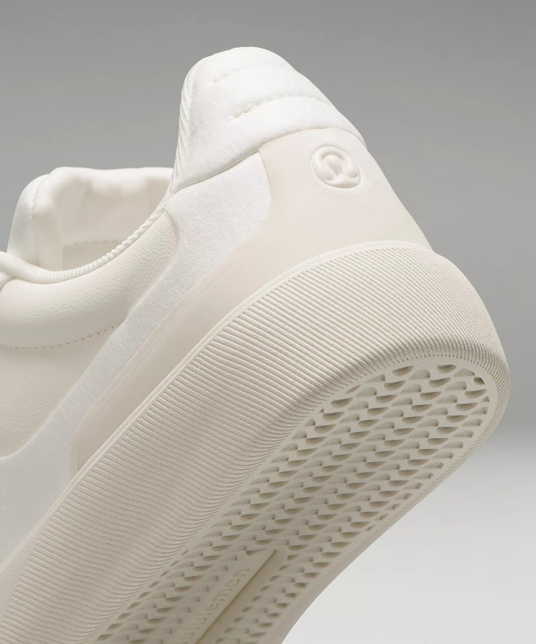 cityverse Women's Sneaker - 10