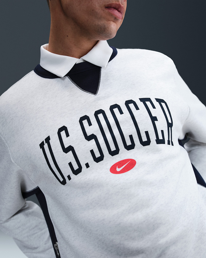 USMNT Standard Issue Men's Nike Dri-FIT Soccer Crew-Neck Sweatshirt 3