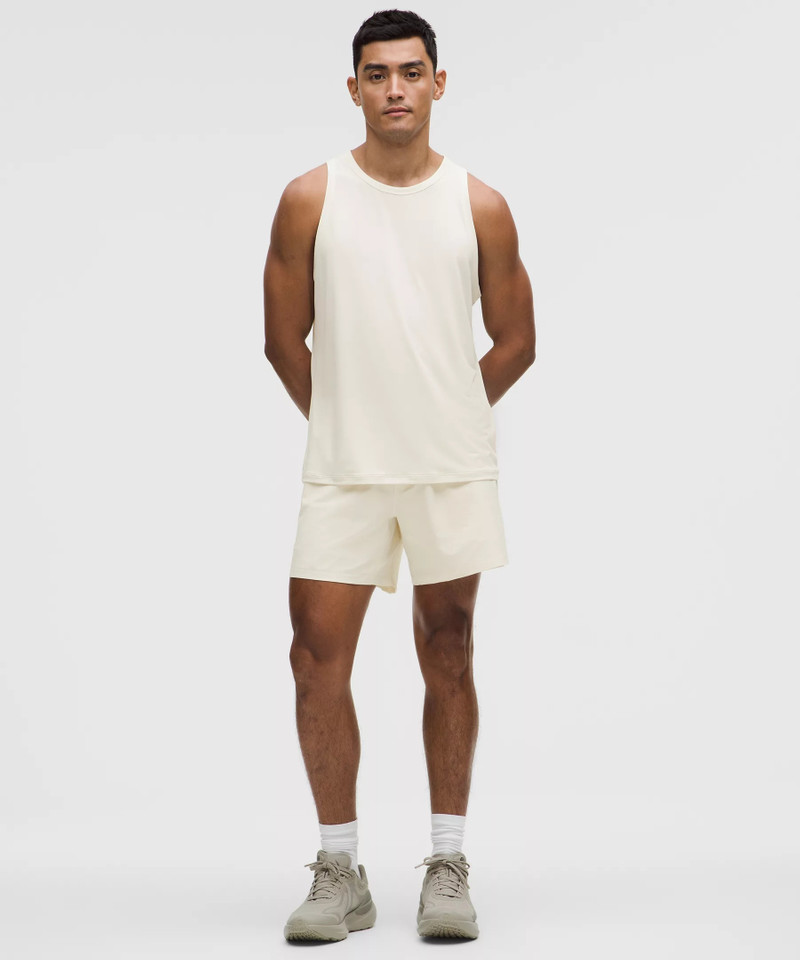 lululemon Mile Maker Run Crew Ripstop Lined Short 6" outlook