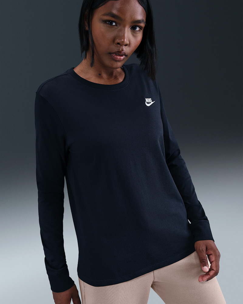 Nike Sportswear Club Women's Long-Sleeve T-Shirt 1