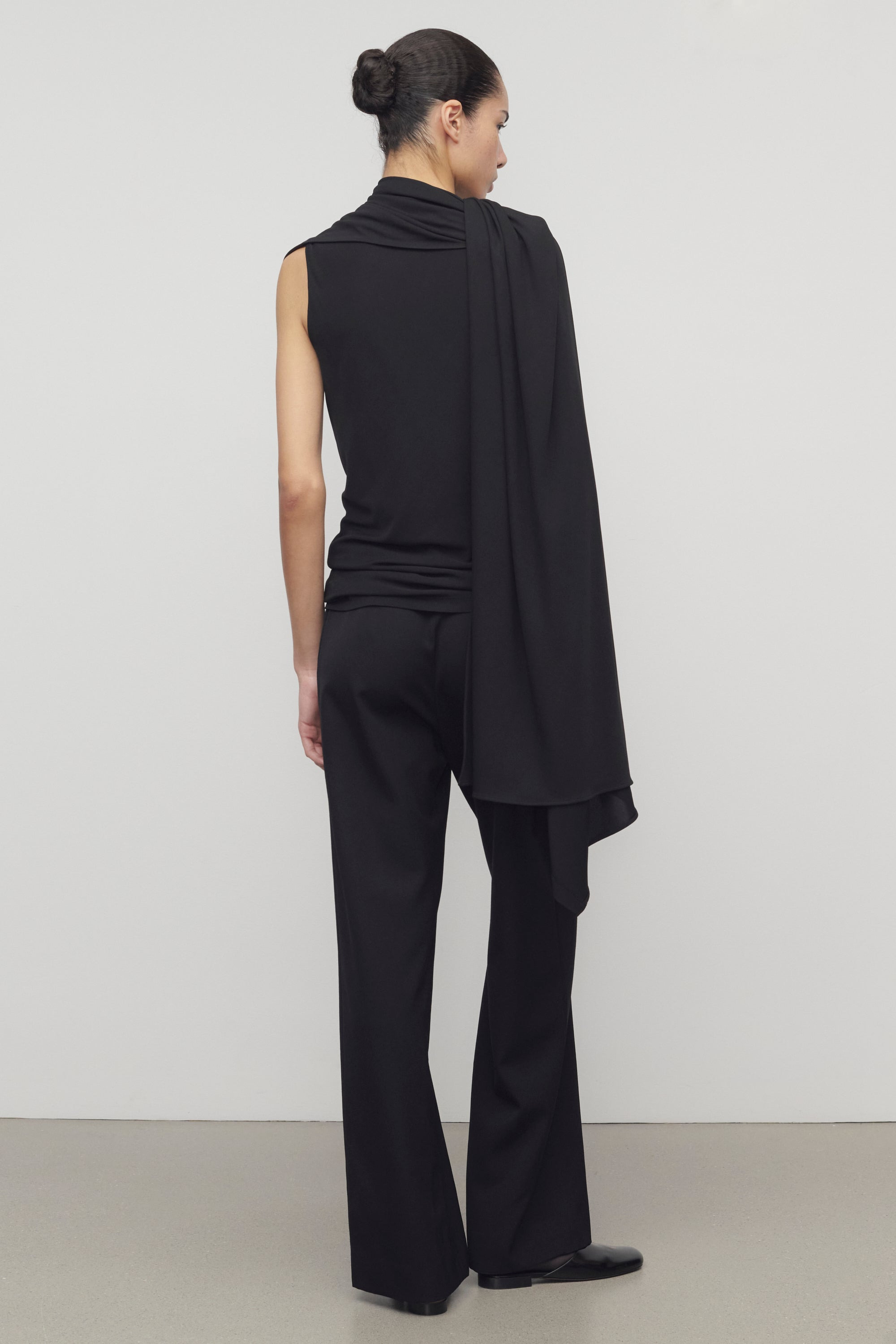 Roger Pant in Silk - 5