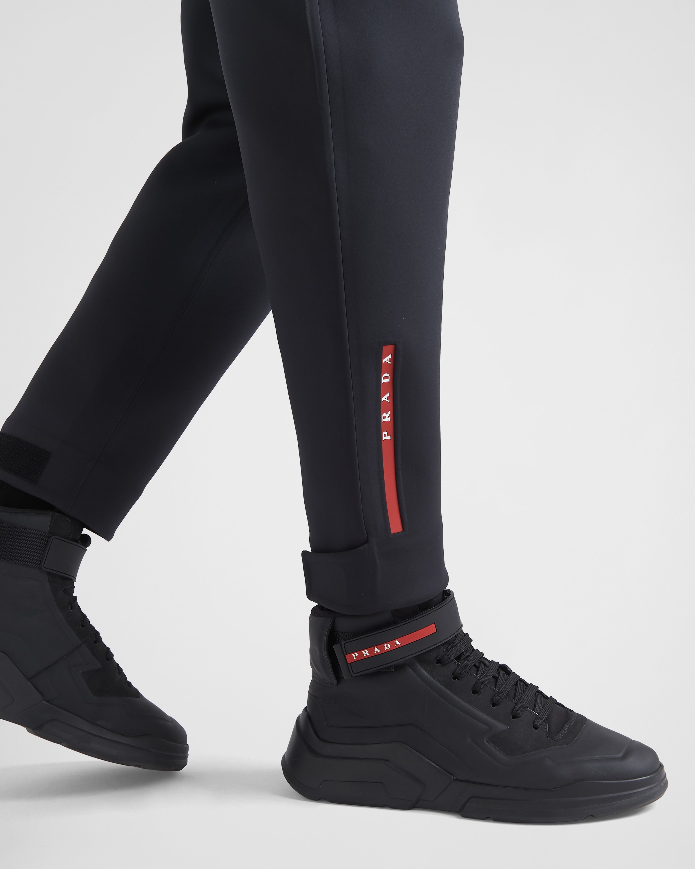 Technical fabric joggers with heat-sealed taped seams - 4