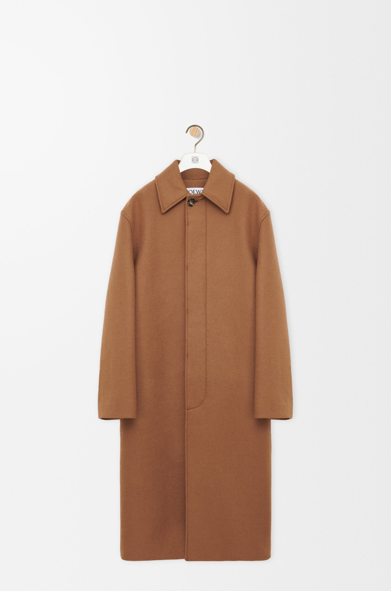 Belted coat in wool 1