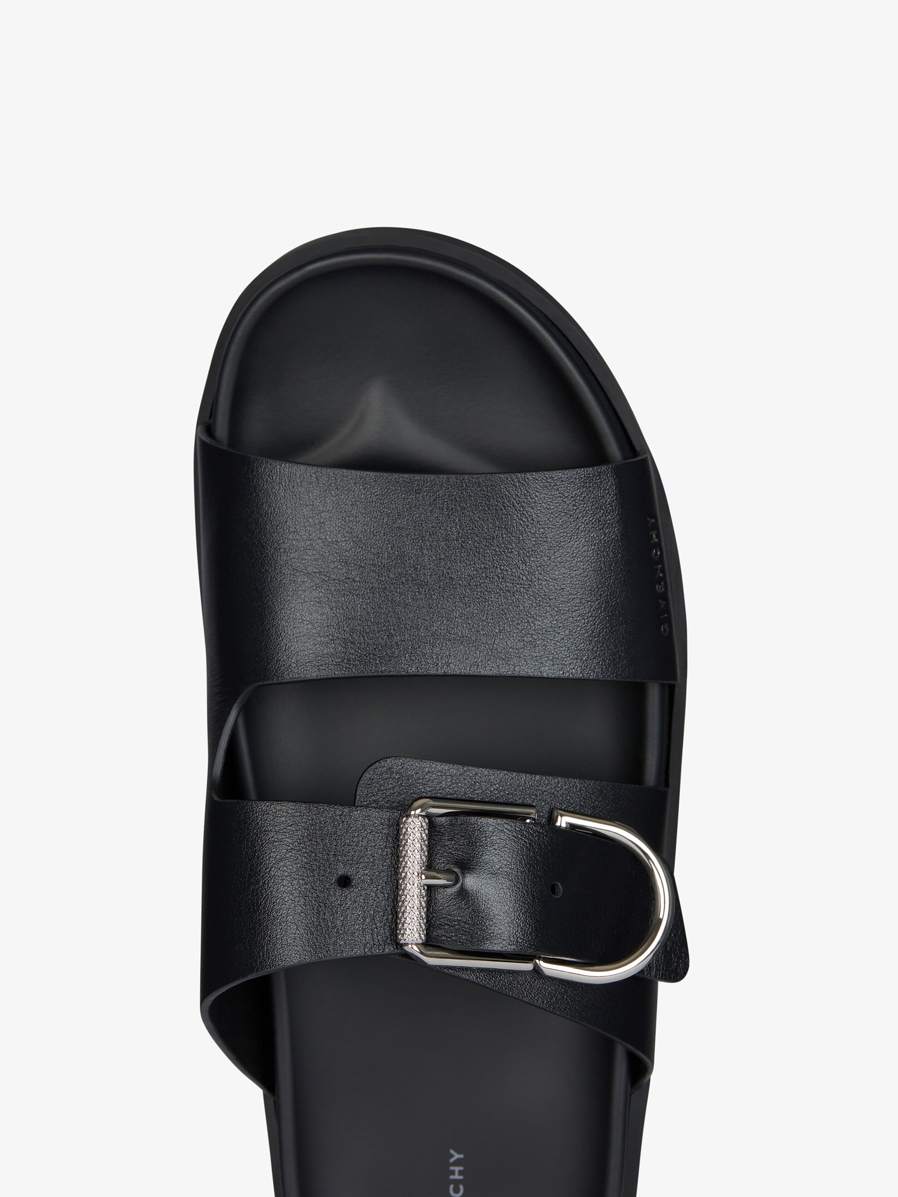 VOYOU FLAT SANDALS IN GRAINED LEATHER - 6
