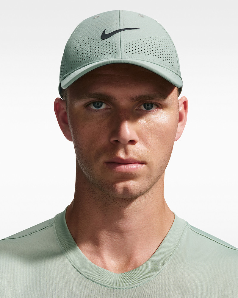Nike Dri-FIT ADV Club Structured Swoosh Cap 1