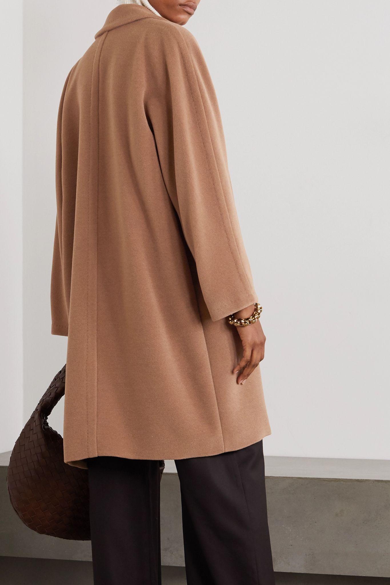 Belted double-breasted camel hair and wool-blend coat - 3